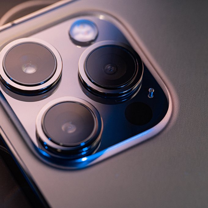 iPhone 12